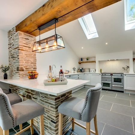 Вилла Lincombe Barn Ильфракомб Экстерьер фото